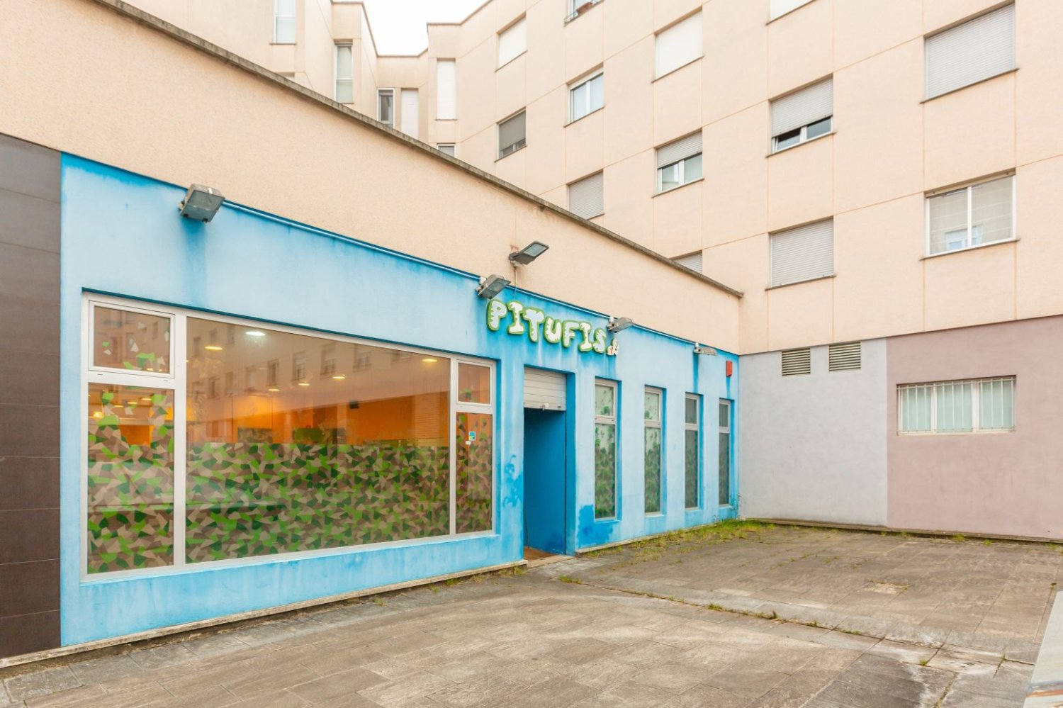 Imóvel comercial em Chartered Community of Navarre, Spain 248 m² N.º 256016