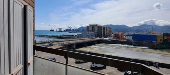 3-salle Appartement à Savona, Italy No. 136522 27