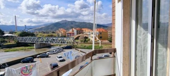 3-salle Appartement à Savona, Italy No. 136522 28