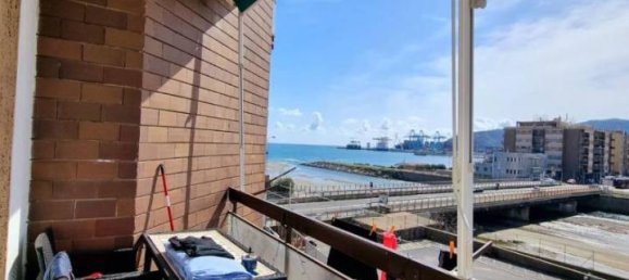 3-salle Appartement à Savona, Italy No. 136522 29