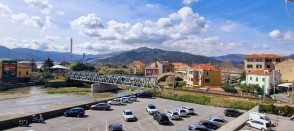 3-salle Appartement à Savona, Italy No. 136522 32