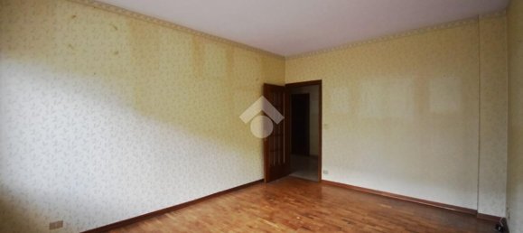 4 rooms Apartment in Ivrea, Italy No. 124298 4