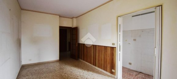 4 rooms Apartment in Ivrea, Italy No. 124298 10