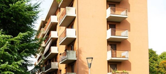 3 bedrooms Apartment in Bergamo, Italy No. 337999 14