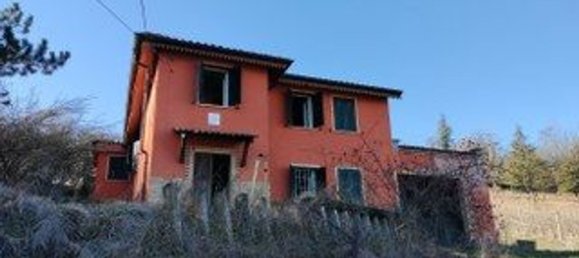 5 rooms House in Monleale, Italy No. 59459 2