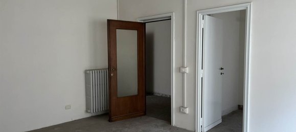 10 rooms Apartment in Pistoia, Italy No. 117078 38