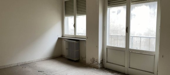 10 rooms Apartment in Pistoia, Italy No. 117078 33