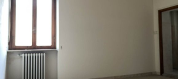 10 rooms Apartment in Pistoia, Italy No. 117078 27