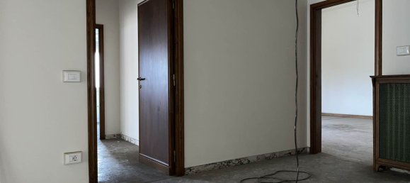 10 rooms Apartment in Pistoia, Italy No. 117078 13