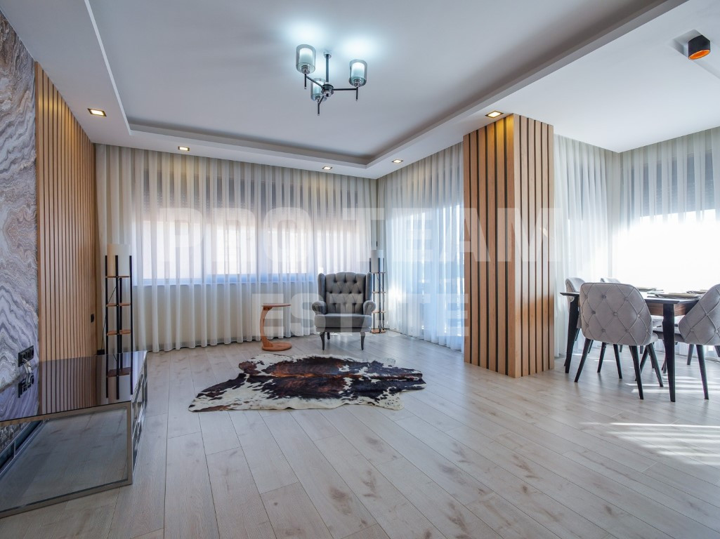 3 rooms Apartment in Muratpasa, Turkey No. 27257