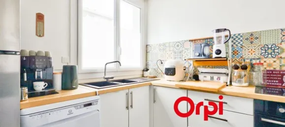 2 Schlafzimmer Wohnung in Rhone, France, Nr. 351103 5