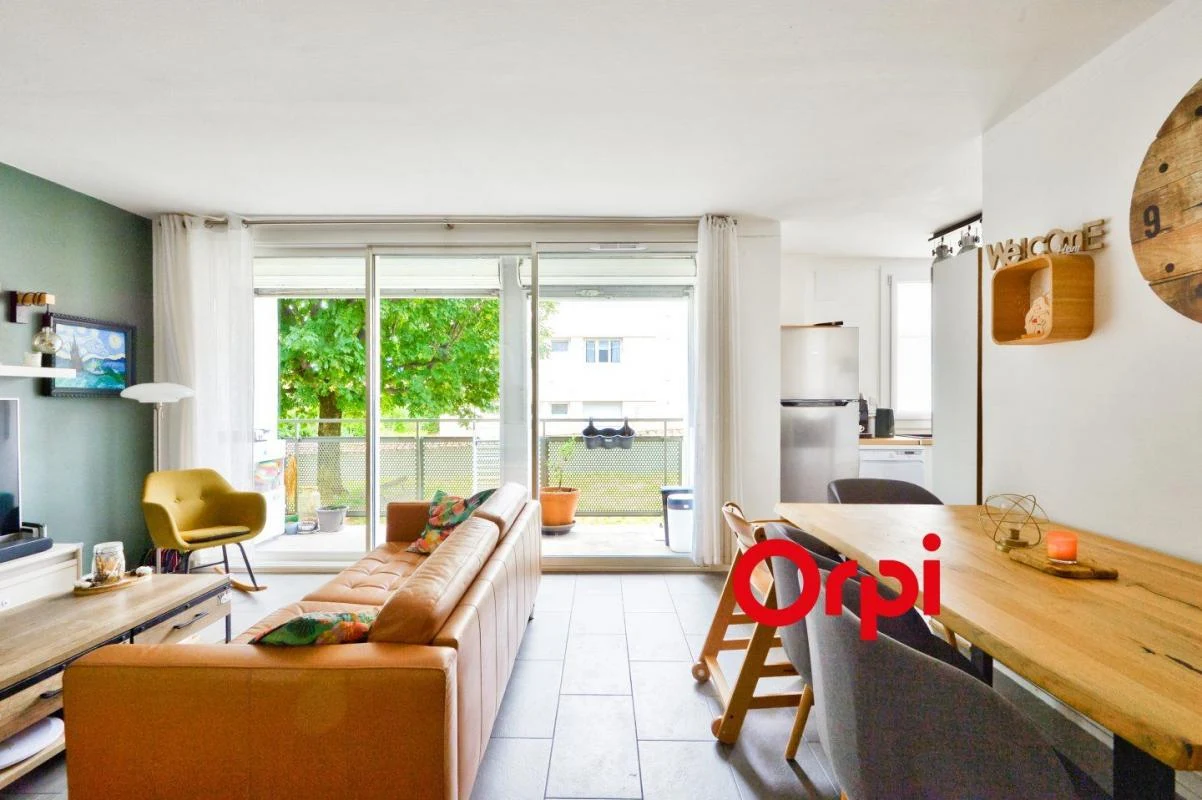 2 Schlafzimmer Wohnung in Rhone, France, Nr. 351103