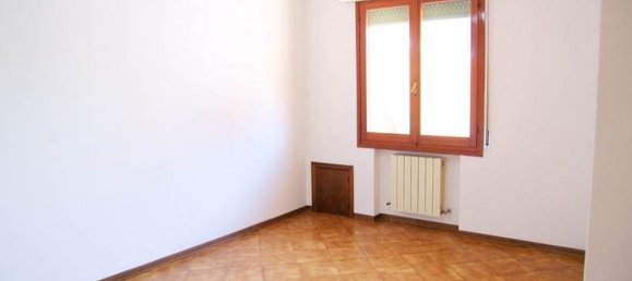 9 rooms Apartment in Sinalunga, Italy No. 60887 4