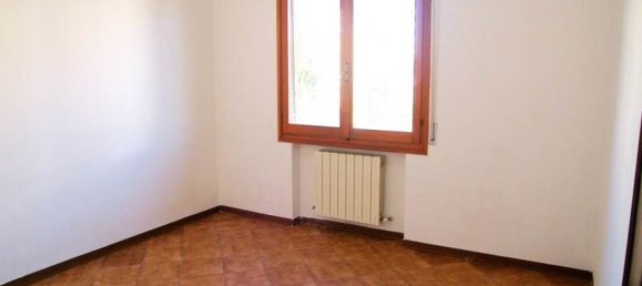9 rooms Apartment in Sinalunga, Italy No. 60887 2