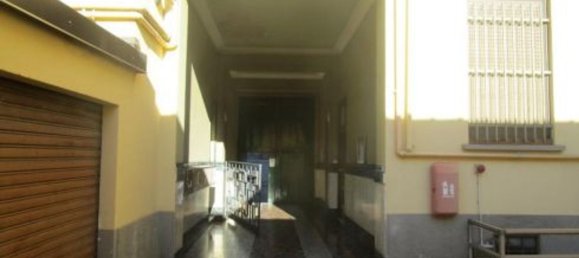 74m² Commercial property in Milan, Italy No. 248223 5