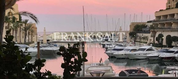 Apartamento T2 em Saint Julian's, Malta N.º 6636 2