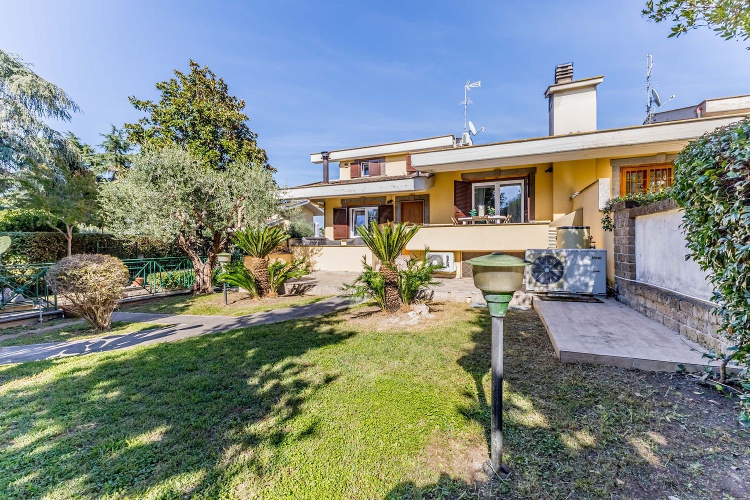 8 chambres Villa à Rome, Italy No. 380348