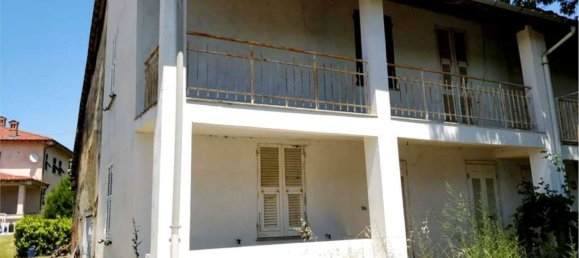 Studio in Capriata d'Orba, Italy No. 10419 2