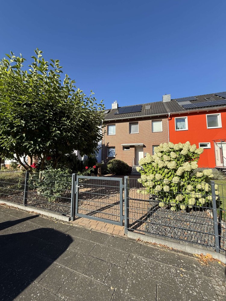 Adosado de 4 dormitorios en Celle, Germany No. 316372