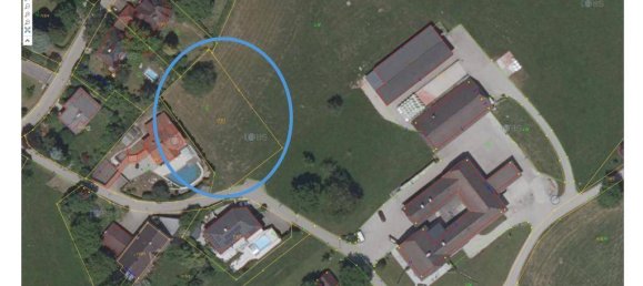  Land in Altmunster, Austria No. 198510 11