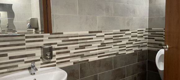 120m² Commercial property in Malaga, Spain No. 164727 6