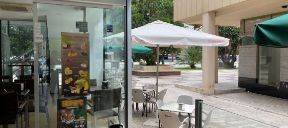 120m² Commercial property in Malaga, Spain No. 164727 3