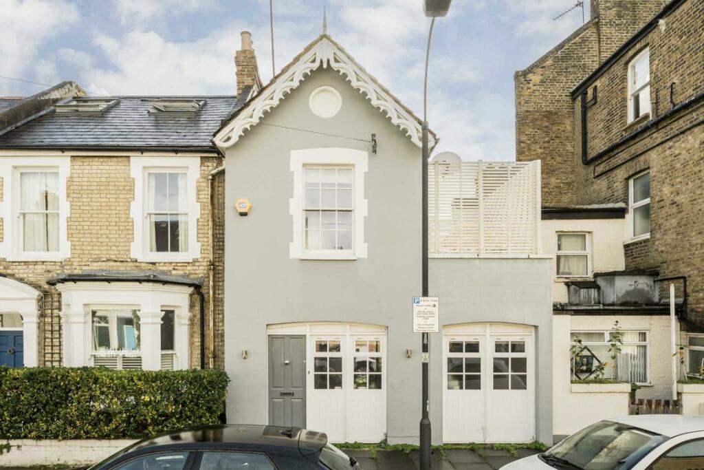 1 bedroom House in Fulham, United Kingdom No. 10127