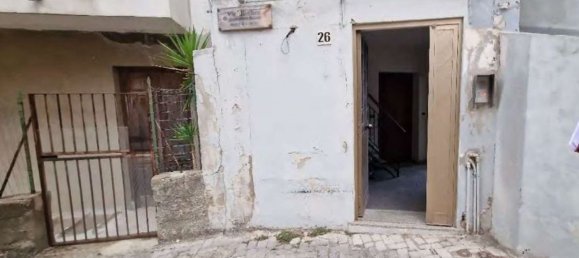 Apartamento de 7 habitaciónes en Messina, Italy No. 43684 6