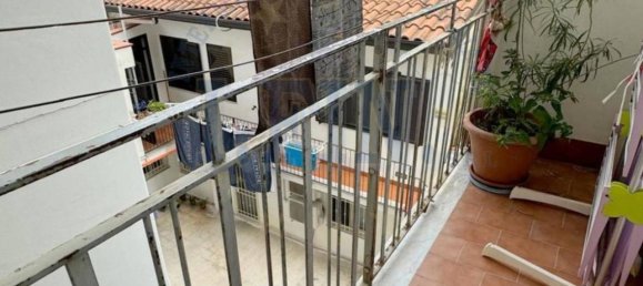 4 rooms Apartment in Catania, Italy No. 161852 4