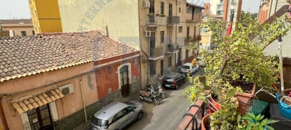 4 rooms Apartment in Catania, Italy No. 161852 2