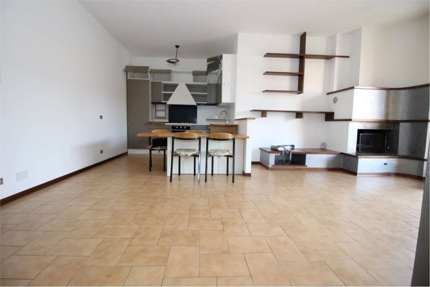 3 rooms Apartment in Castellarano, Italy No. 131490