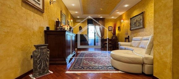 3 bedrooms Apartment in Bari, Italy No. 353228 2