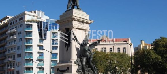 1864m² Land in Lisbon, Portugal No. 224272 7