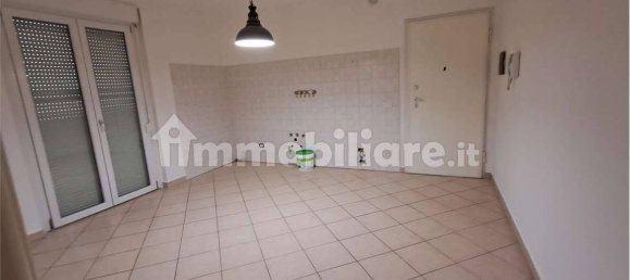 2-salle Appartement à Busto Garolfo, Italy No. 258222 2