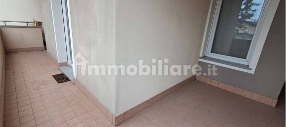 2-salle Appartement à Busto Garolfo, Italy No. 258222 12