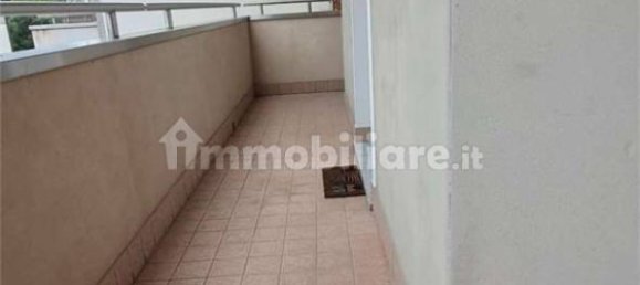2-salle Appartement à Busto Garolfo, Italy No. 258222 11