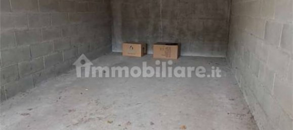 2-salle Appartement à Busto Garolfo, Italy No. 258222 6