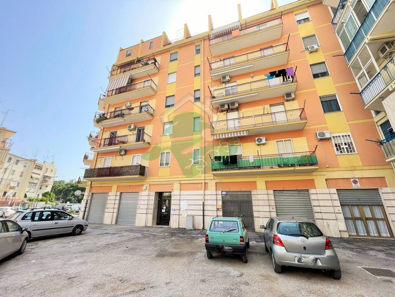 90m² Commercial property in Foggia, Italy No. 183535