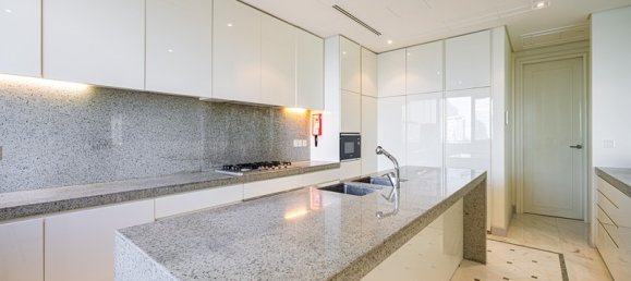 5 bedrooms Penthouse in Bur Dubai, UAE No. 103021 8