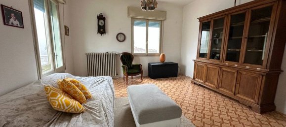 2 bedrooms Apartment in Ferrara, Italy No. 209768 30