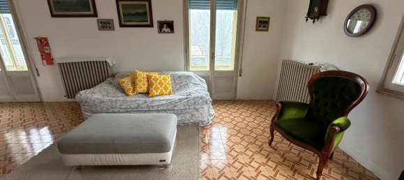 2 bedrooms Apartment in Ferrara, Italy No. 209768 4
