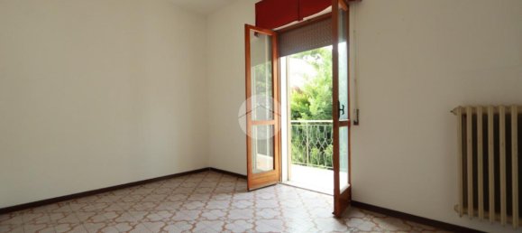 5 rooms Apartment in Pescara, Italy No. 14934 12