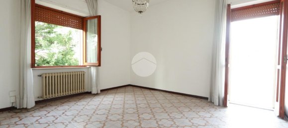 5 rooms Apartment in Pescara, Italy No. 14934 16