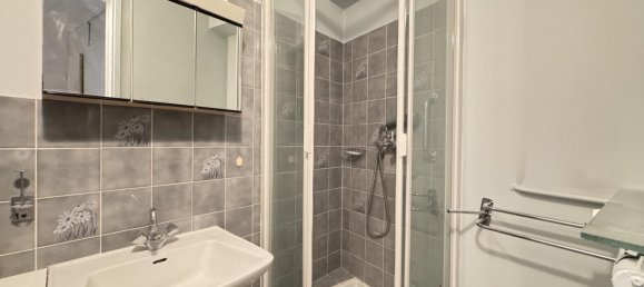 Apartamento de 3 dormitorios en Fontenay-sous-Bois, France No. 131752 6