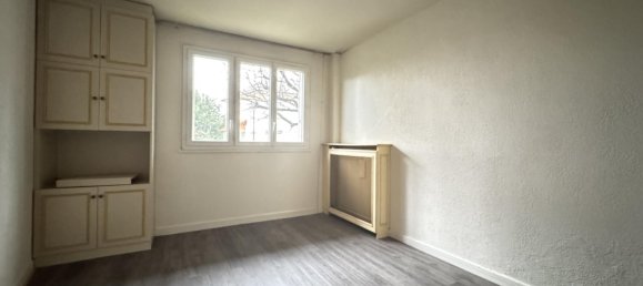 Apartamento de 3 dormitorios en Fontenay-sous-Bois, France No. 131752 4