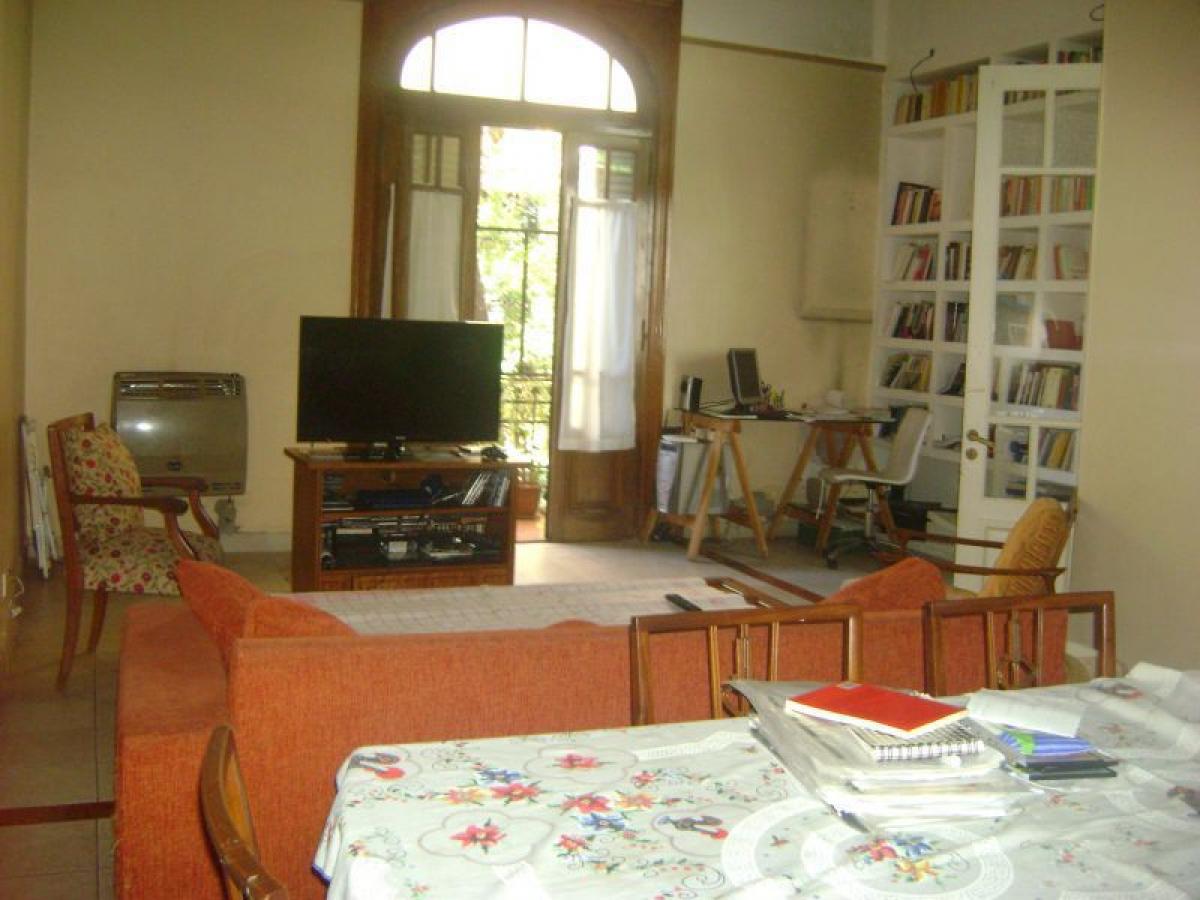 5 bedrooms House in Buenos Aires, Argentina No. 83607