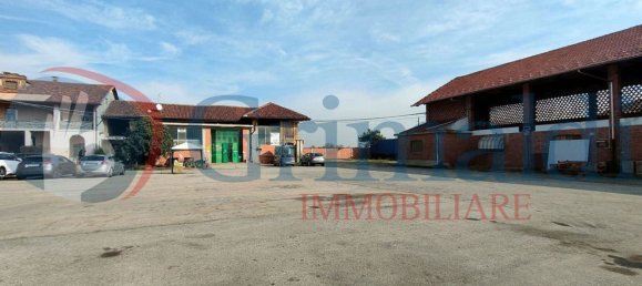 3 bedrooms House in Grugliasco, Italy No. 326809 2