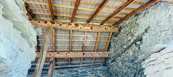 Дом с 4 комнатами в Виу, Италия № 80476 10