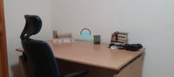 Apartamento de 4 dormitorios en Campoamor, Spain No. 173854 3