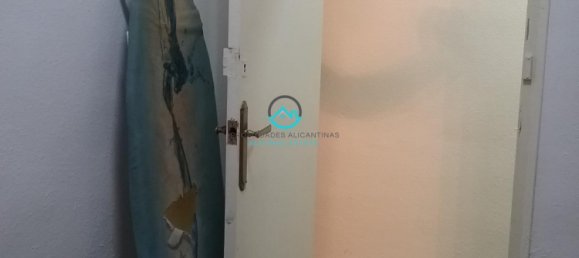 Apartamento de 4 dormitorios en Campoamor, Spain No. 173854 12